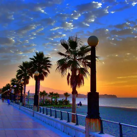 - Playa - Estudio Con Terraza Solarium Pi16 Apartment *